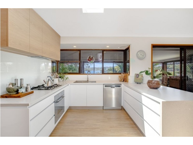 125 Peninsula Drive, Bilambil Heights NSW 2486