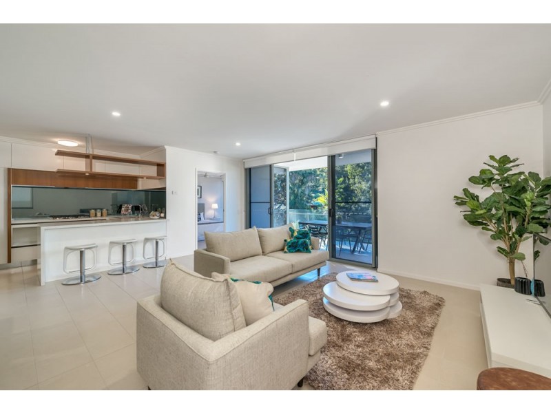 9/390 Simpsons Road, Bardon QLD 4065