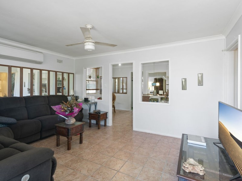 5 Oxley Street, Tweed Heads South NSW 2486
