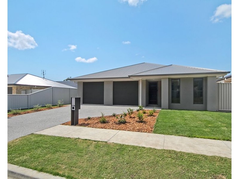 35 Lorikeet Drive, Tweed Heads South NSW 2486