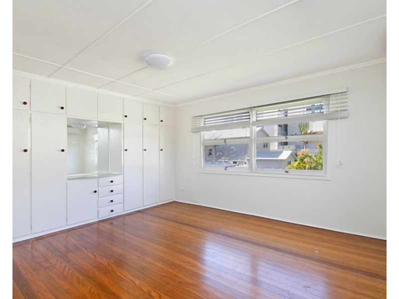 4/124 Pacific Parade, Bilinga QLD 4225