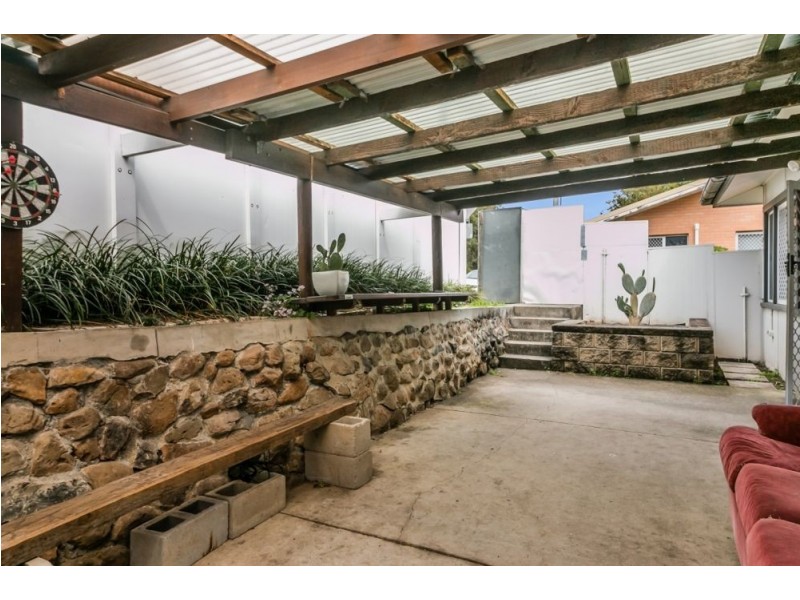 25 Dixon Street, Coolangatta QLD 4225