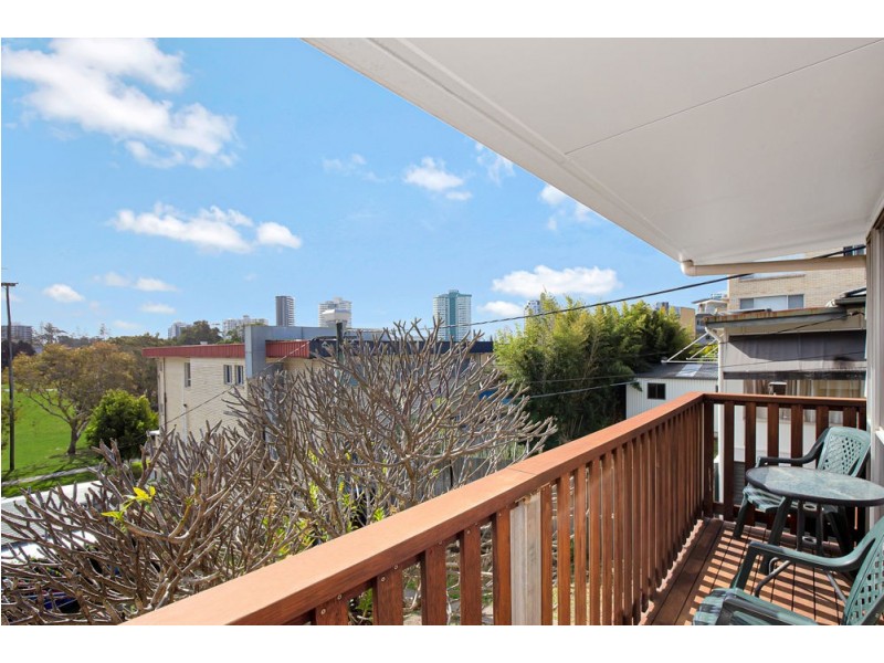 3/27 Dixon Street, Coolangatta QLD 4225