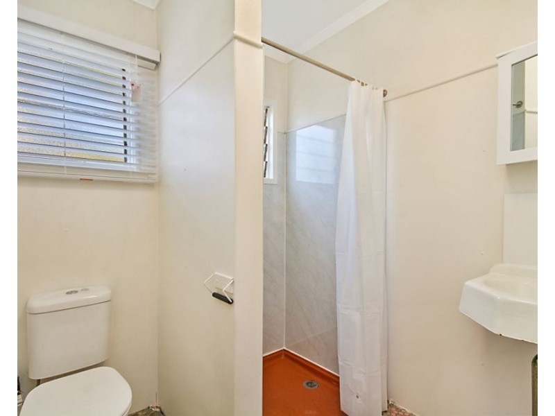 2/124 Pacific Parade, Bilinga QLD 4225