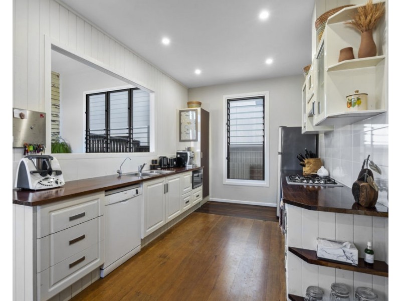 86 Dutton Street, Coolangatta QLD 4225