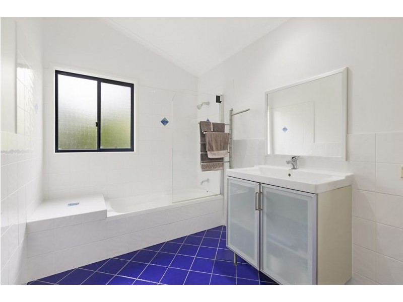 42 Scenic Dr, Tweed Heads West NSW 2485