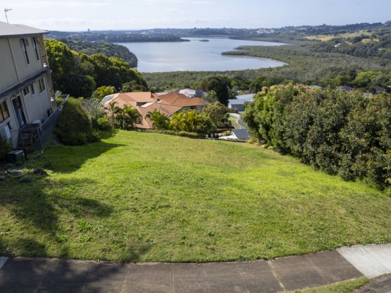 15 Sierra Vista Boulevard, Bilambil Heights NSW 2486