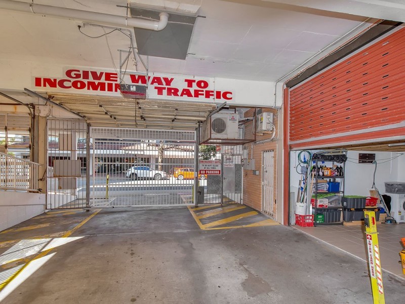 13/3049 Surfers Paradise Boulevard, Surfers Paradise QLD 4217