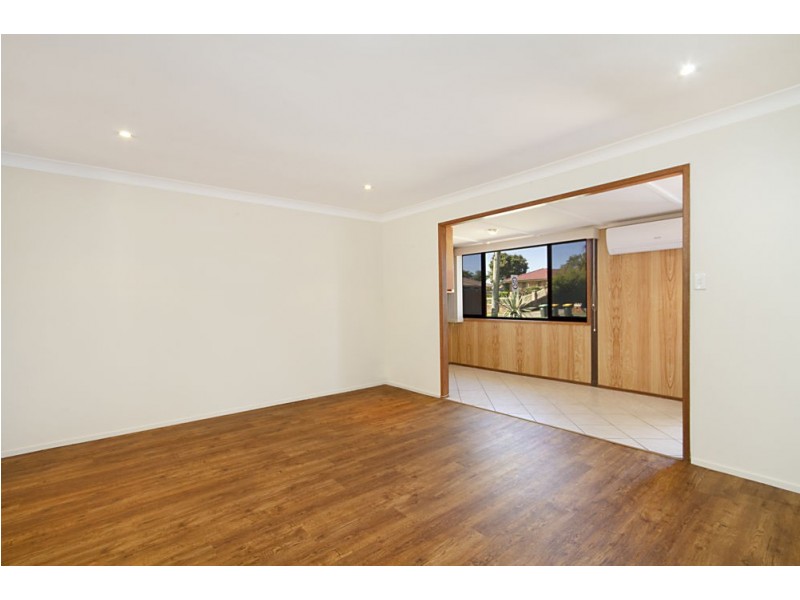 16 Gollan Drive, Tweed Heads West NSW 2485