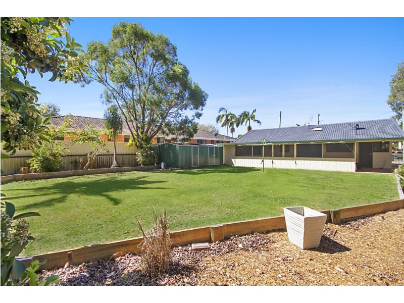 16 Gollan Drive, Tweed Heads West NSW 2485