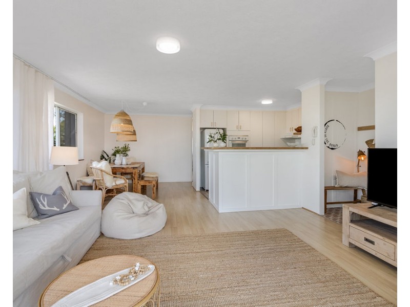 9/31-33 Dutton Street, Coolangatta QLD 4225