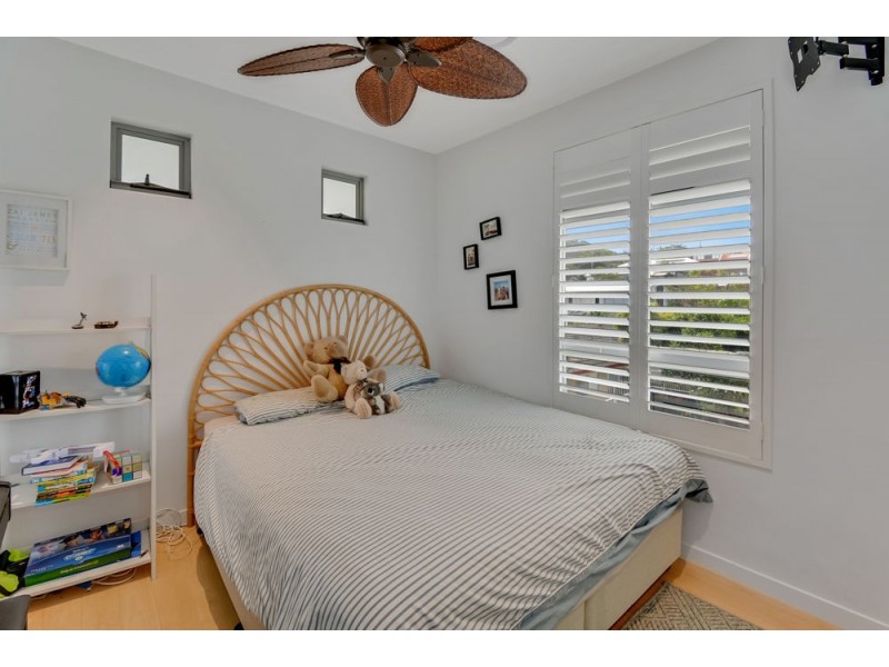 1/1 Tomewin Street, Currumbin QLD 4223