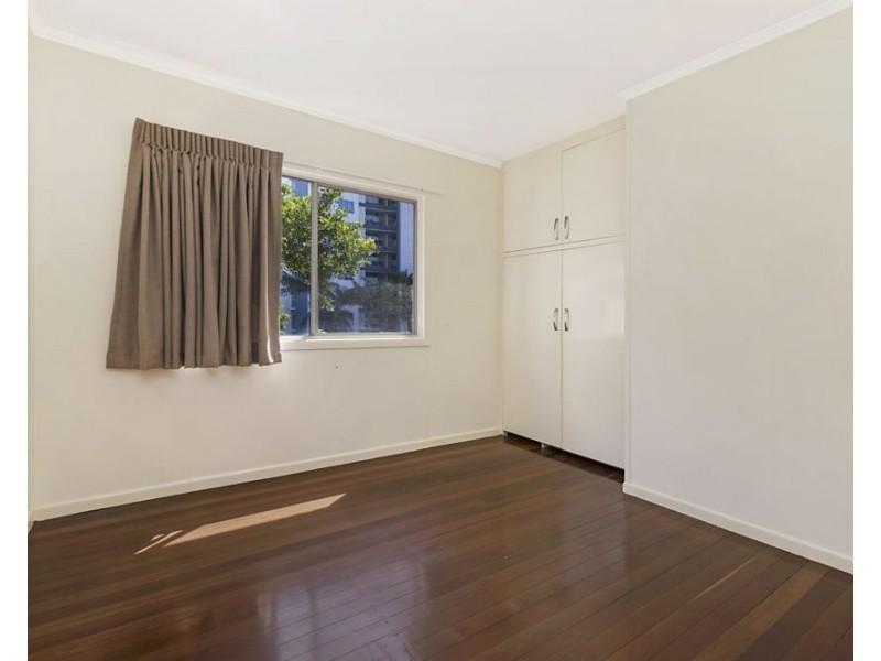 5/10-12 Garrick Street, Coolangatta QLD 4225