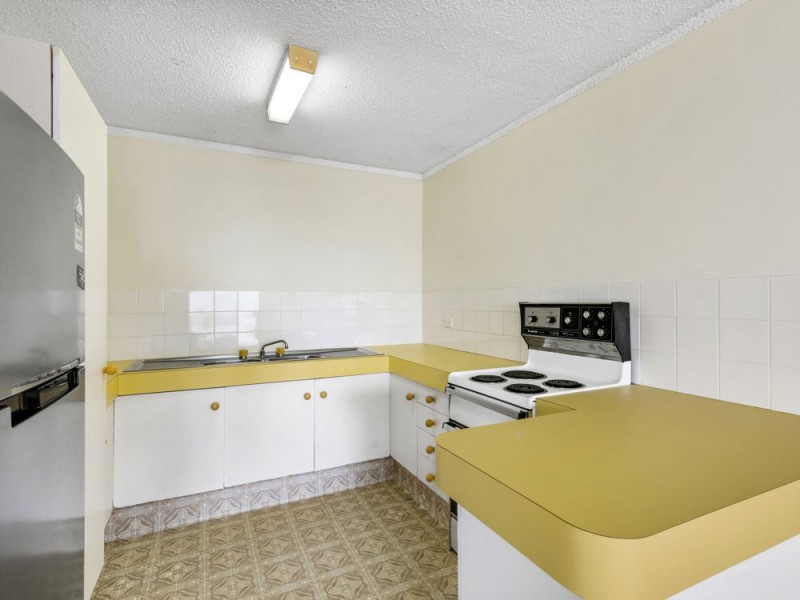 2/8 Nyrang Avenue, Palm Beach QLD 4221