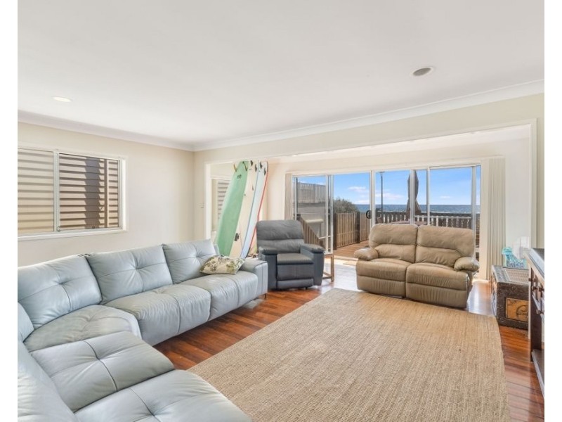 289a Golden Four Drive, Bilinga QLD 4225