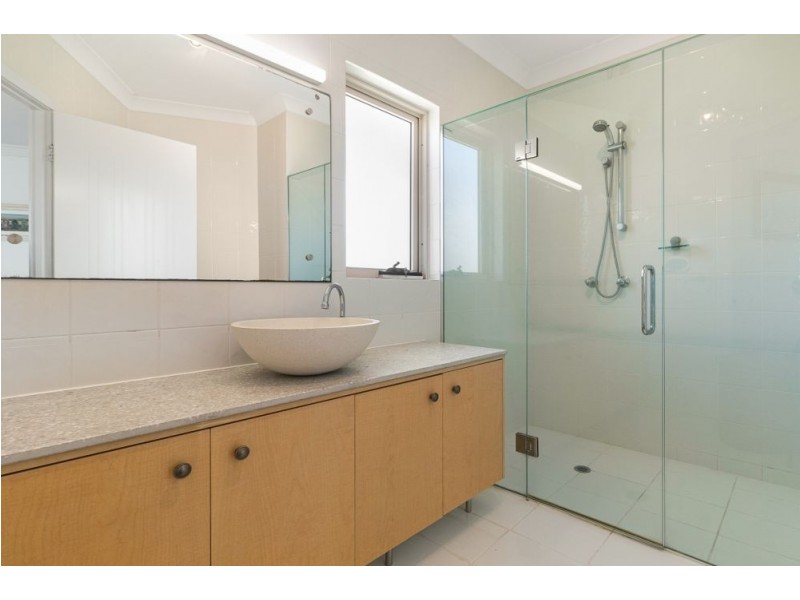 8/311 Golden Four Drive, Bilinga QLD 4225