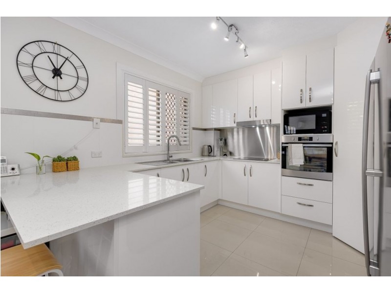 1/36-38 Dutton Street, Coolangatta QLD 4225