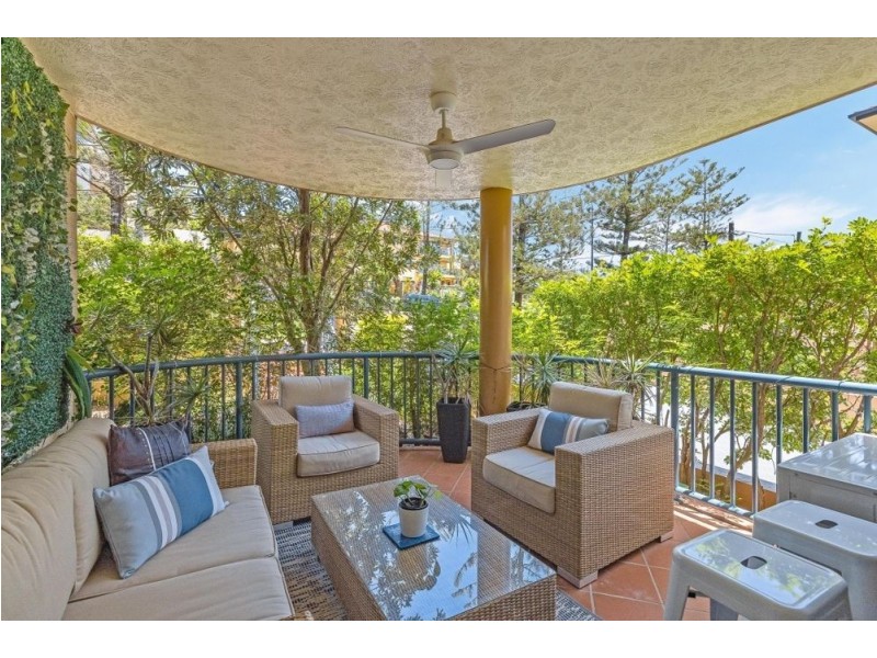 1/36-38 Dutton Street, Coolangatta QLD 4225