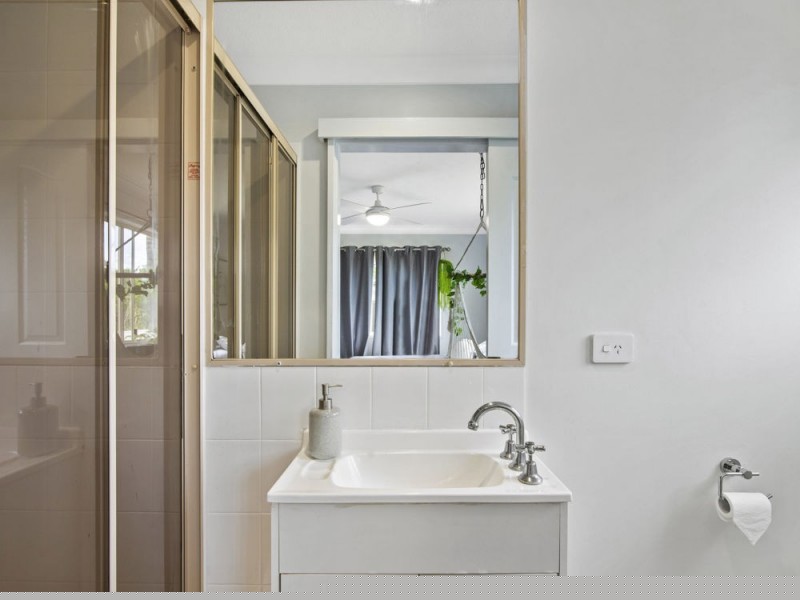 2/83 Glen Ayr Drive, Banora Point NSW 2486