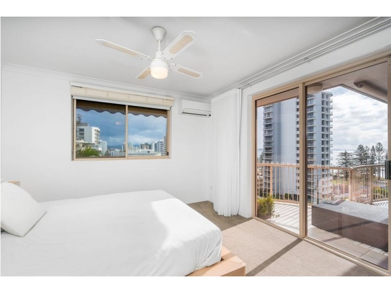 9/3 Tweed Terrace (9/6 Petrie Street), Coolangatta QLD 4225