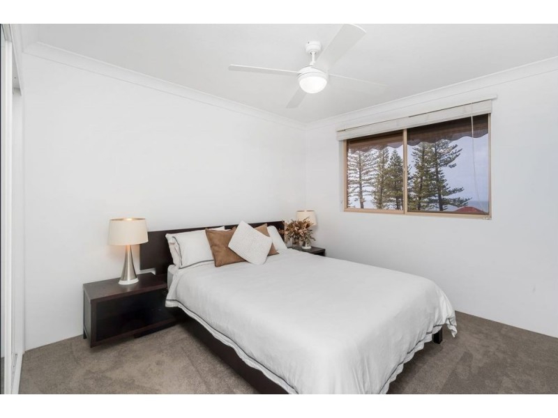 9/3 Tweed Terrace (9/6 Petrie Street), Coolangatta QLD 4225