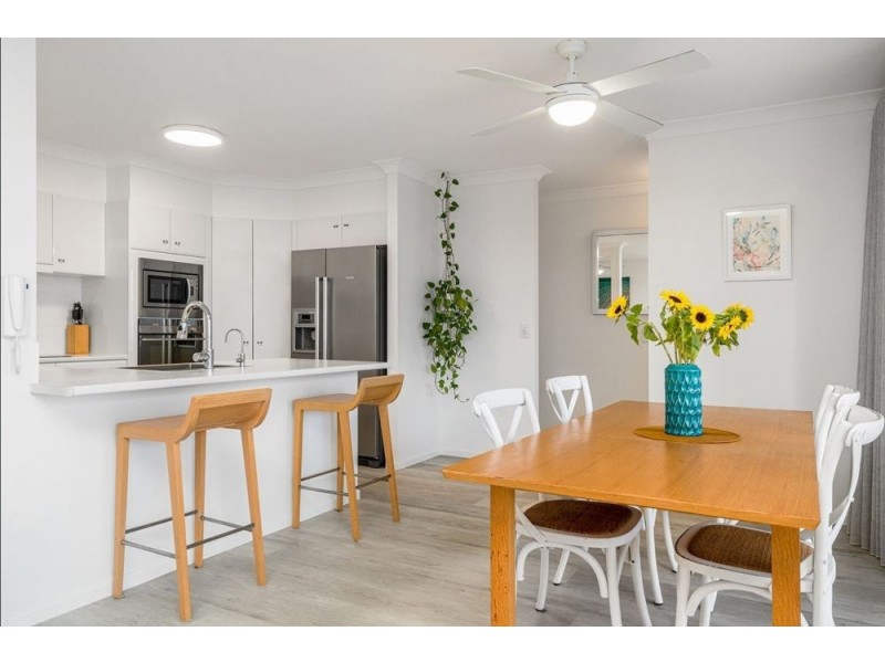 9/3 Tweed Terrace (9/6 Petrie Street), Coolangatta QLD 4225