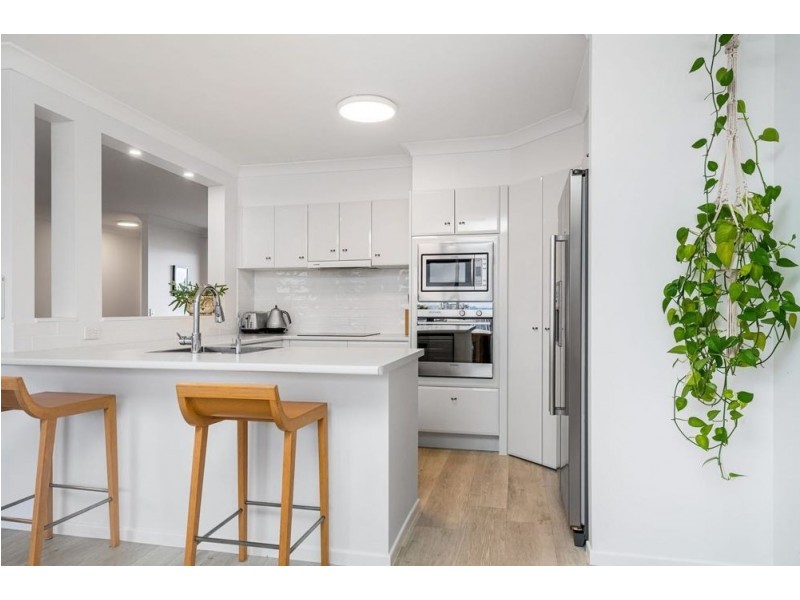 9/3 Tweed Terrace (9/6 Petrie Street), Coolangatta QLD 4225