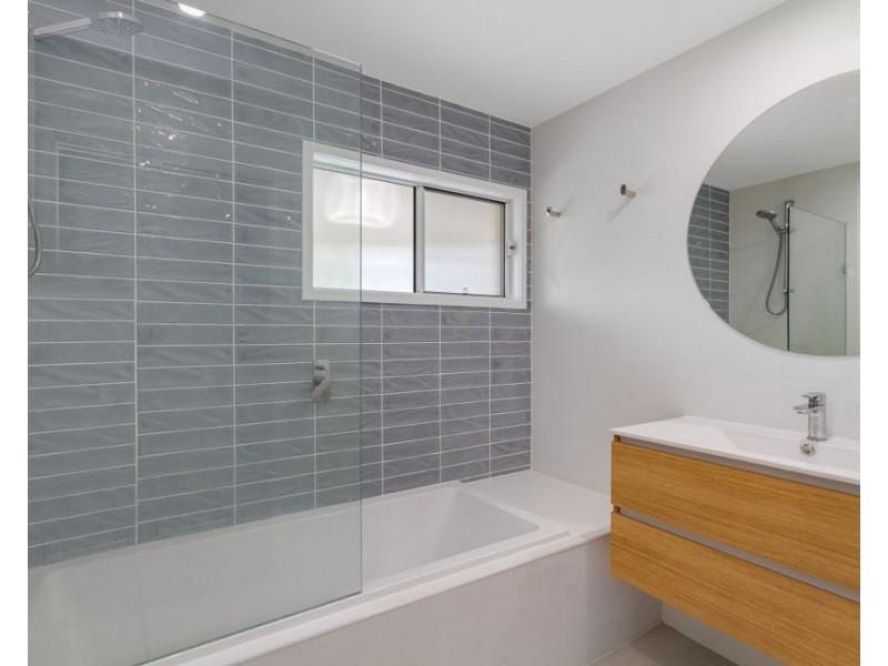 45 Bolton Street, Kirra QLD 4225