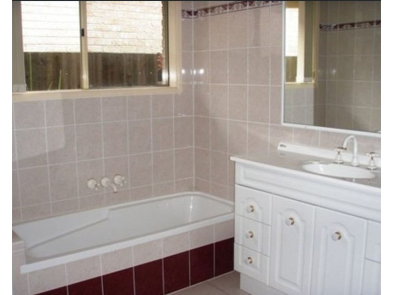 1/5 Covent Gardens Way, Banora Point NSW 2486