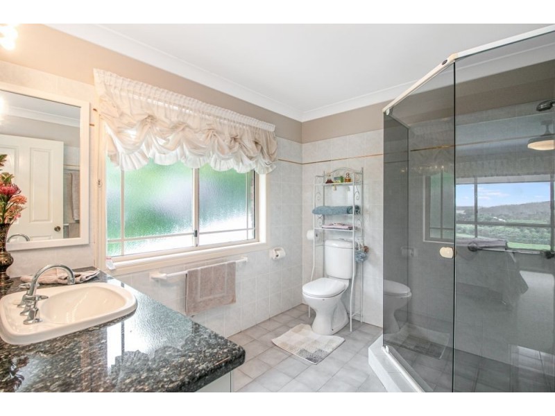 18 Highland Drive, Terranora NSW 2486