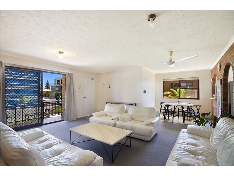 6/69 Golden Four Drive, Bilinga QLD 4225