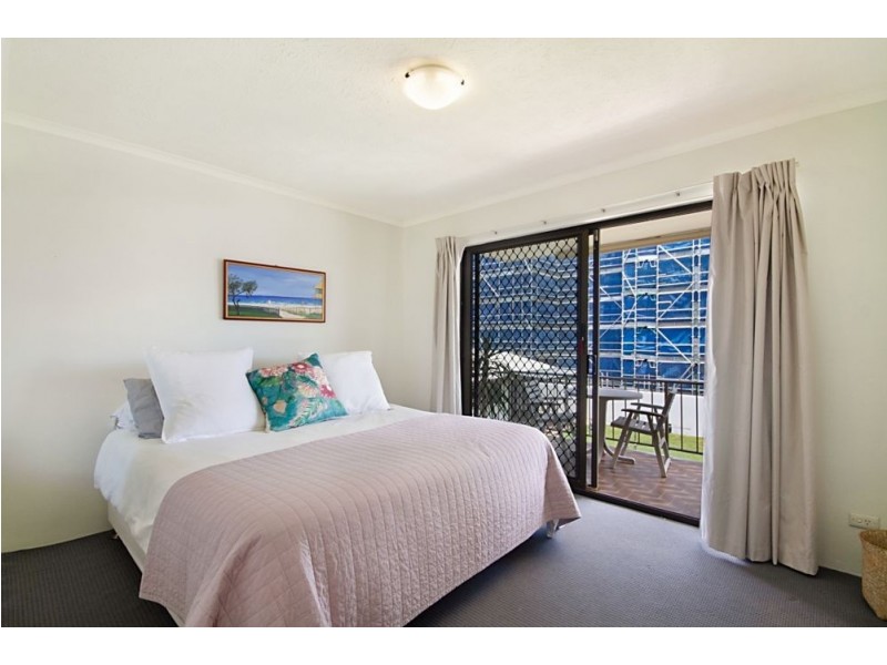 6/69 Golden Four Drive, Bilinga QLD 4225