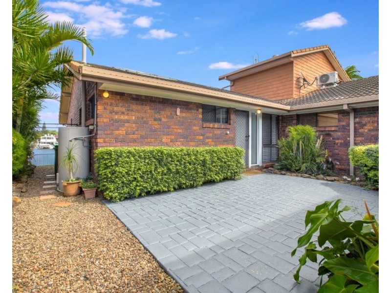 2/52 Kennedy Drive, Tweed Heads NSW 2485