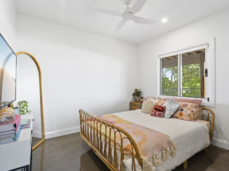 31 Rutledge Street, Coolangatta QLD 4225