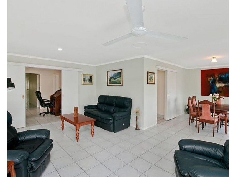 6 Sandpiper Avenue, Tweed Heads NSW 2485