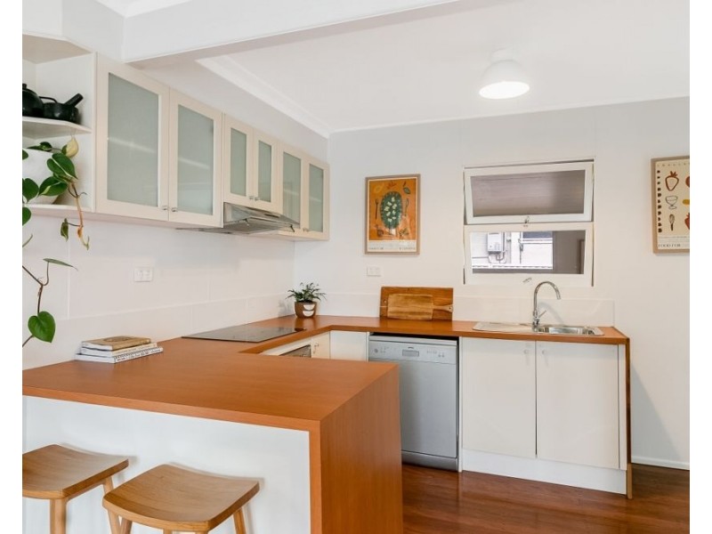 1 Wommin Lake Crescent, Fingal Head NSW 2487