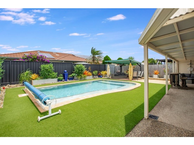 24 Triton Street, Tweed Heads South NSW 2486