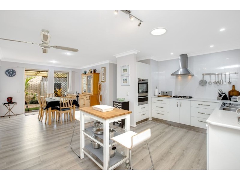 24 Triton Street, Tweed Heads South NSW 2486