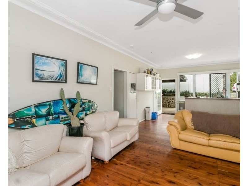 25 Dixon Street, Coolangatta QLD 4225