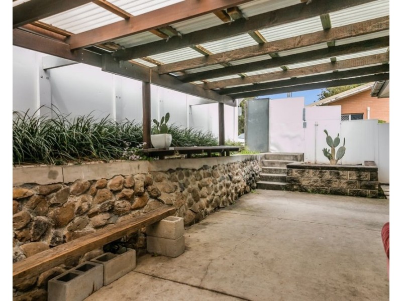 25 Dixon Street, Coolangatta QLD 4225