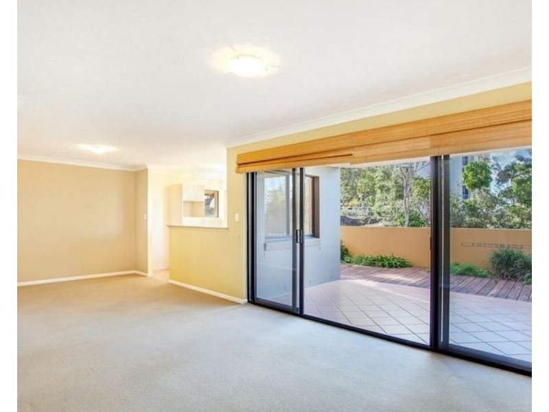 2/6 Rutledge Street, Coolangatta QLD 4225