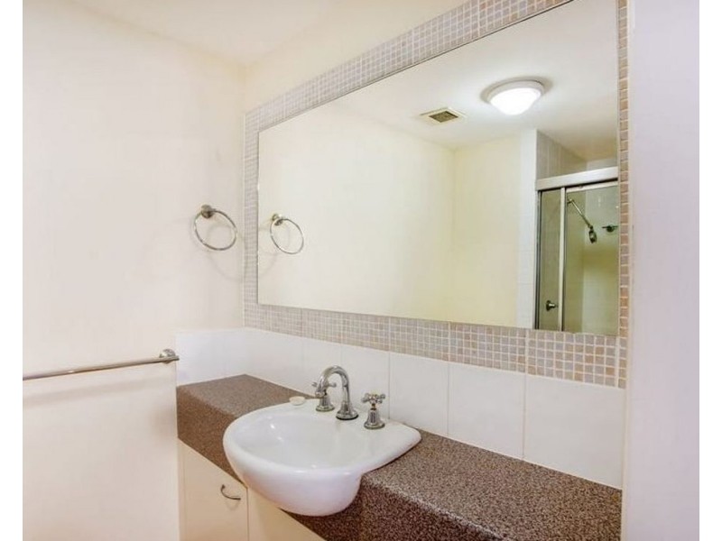 2/6 Rutledge Street, Coolangatta QLD 4225