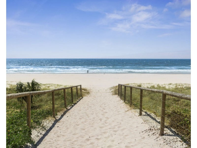 5/343 Golden Four Drive, Tugun QLD 4224