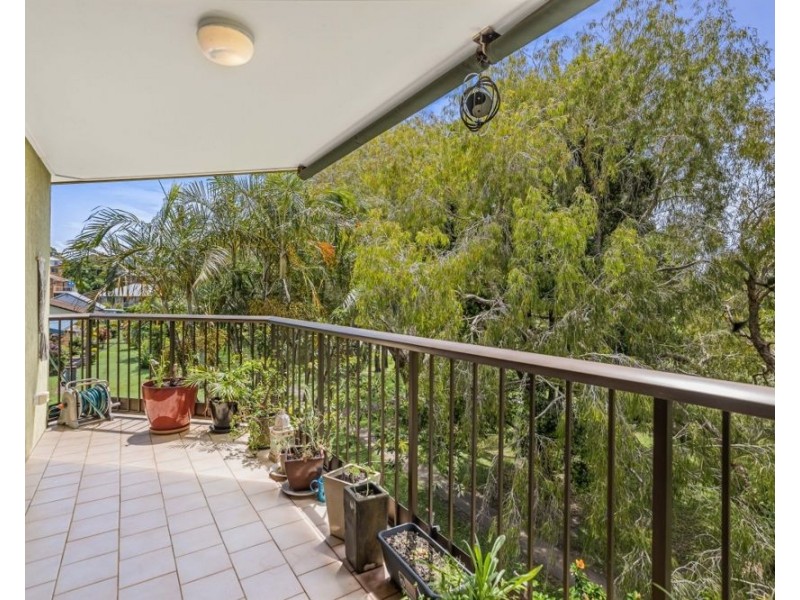 3/3 Reed St, Coolangatta QLD 4225