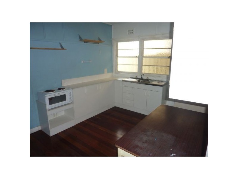 1 211 Boundary Street, Coolangatta QLD 4225
