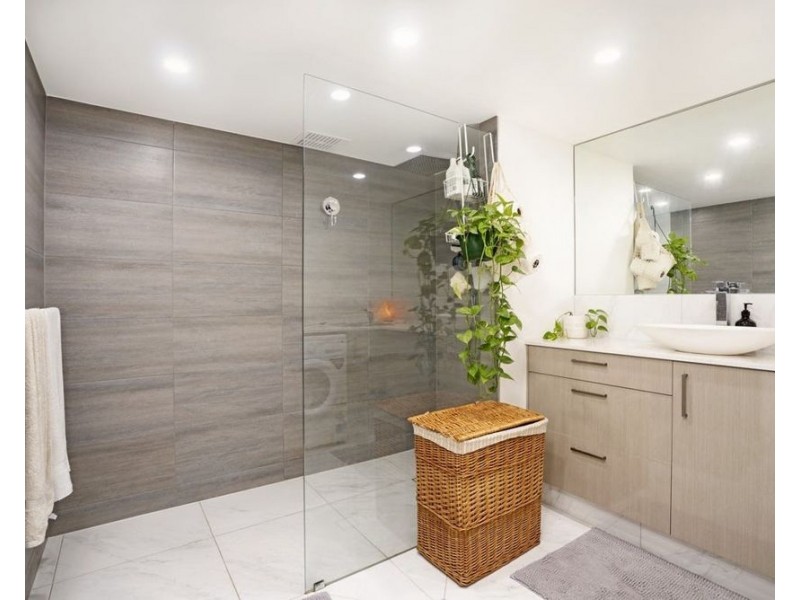 2/29 Alinjarra Drive, Tugun QLD 4224
