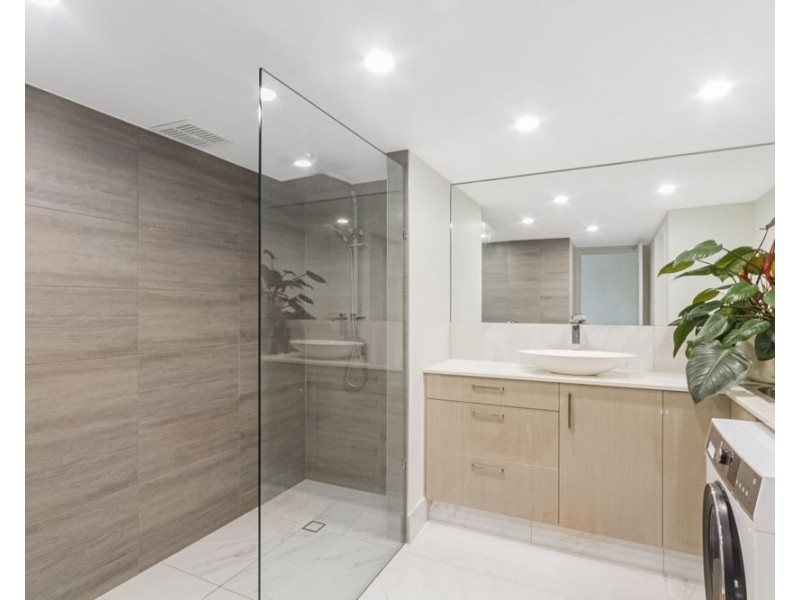2/29 Alinjarra Drive, Tugun QLD 4224