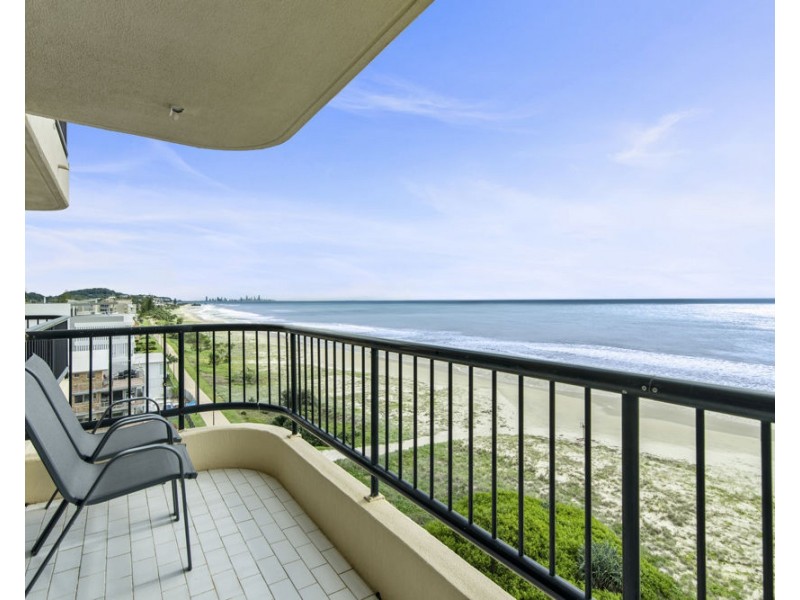 802/337 Golden Four Drive, Tugun QLD 4224