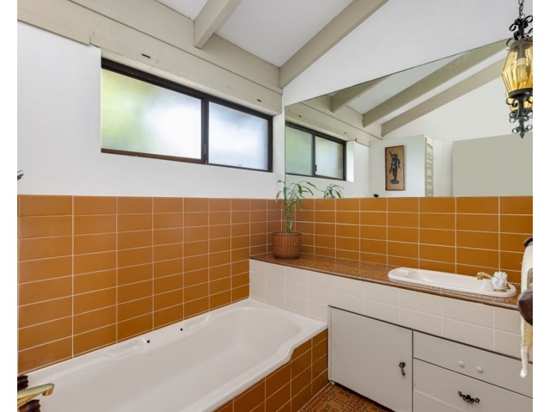 42 Nineteenth Avenue, Palm Beach QLD 4221