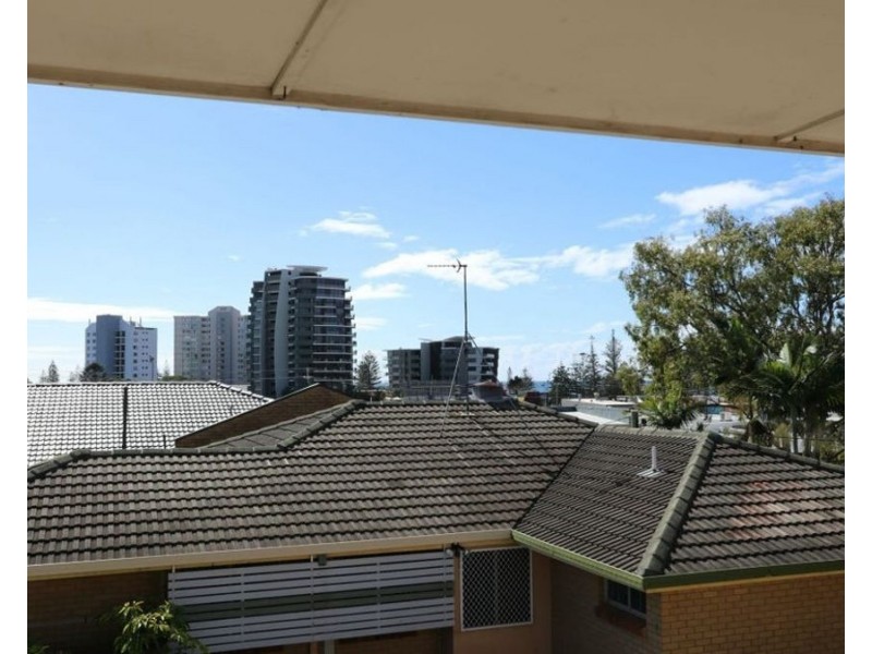 18 West Street, Burleigh Heads QLD 4220